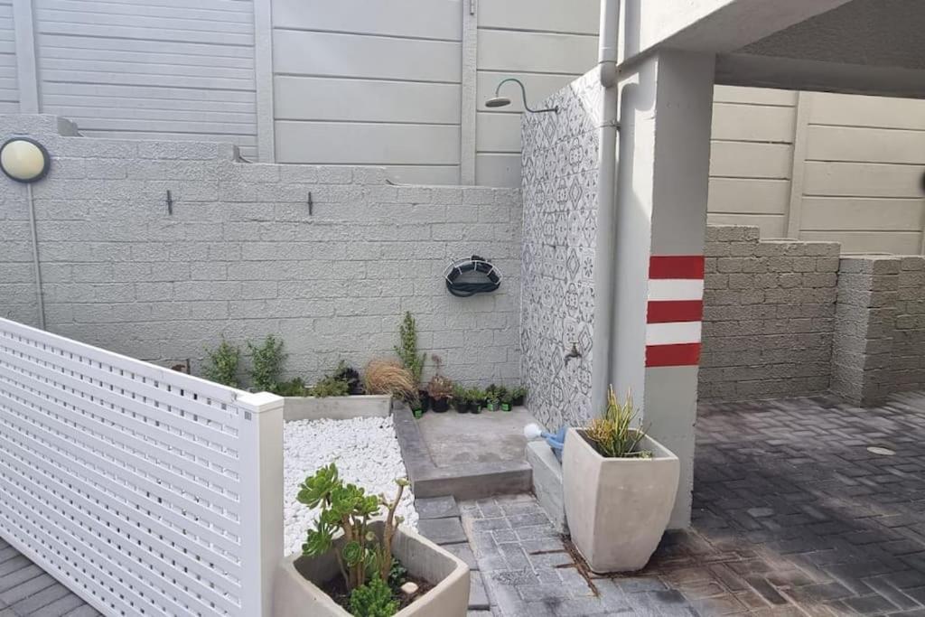 Appartement Bloubergstrand 2 Bedroom Beachfront Le Cap